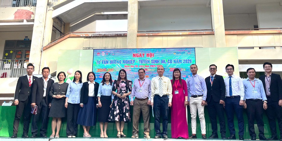 UFM đồng hành cùng học sinh THPT: Chuỗi hoạt động tư vấn tuyển sinh – hướng nghiệp sôi nổi từ ngày 10 đến 12/01/2026